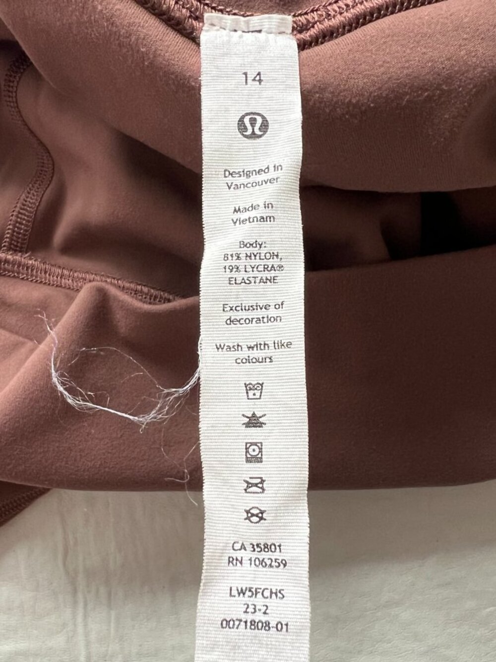 Lululemon pants Align High-Rise Mini-Flared 28" Dark Oxide brown size 14 nulu - Picture 4 of 5